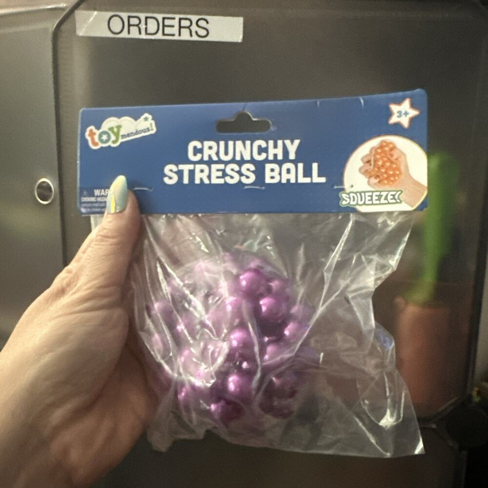 Crunchy Stress Squishy Ball Toymendous Squeeze Purple Pearls Ball New